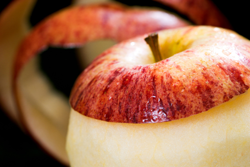 Apple peeling made easy